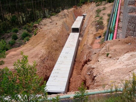 Instalação de Sistema de Drenagem Aterro Sanitário Novo Horizonte - Sistema de Drenagem de águas Pluviais