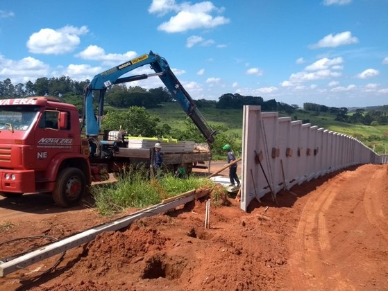 Onde Faz Muro Pré-fabricado de Concreto Armado Jardim Villa Mariana - Muro Pré Fabricado para Galpão