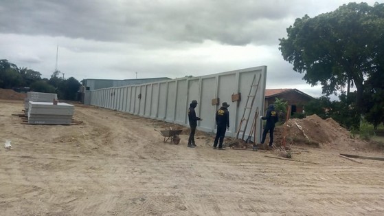 Muro Concreto Pré Moldado Sarutaiá - Muro de Concreto em Placas