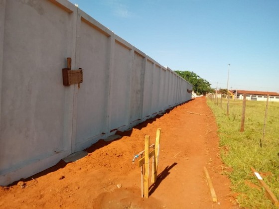 Muro de Concreto Armado Descalvado - Muro Concreto Pré Moldado