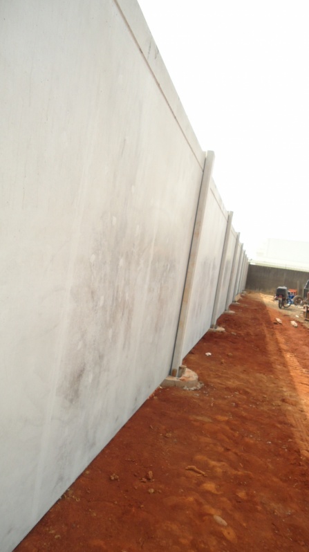 Muro Pré Moldado Lajeado Novo Horizonte - Muro Pré Moldado de Cimento