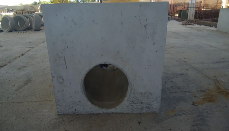 Caixa de concreto pré-moldada