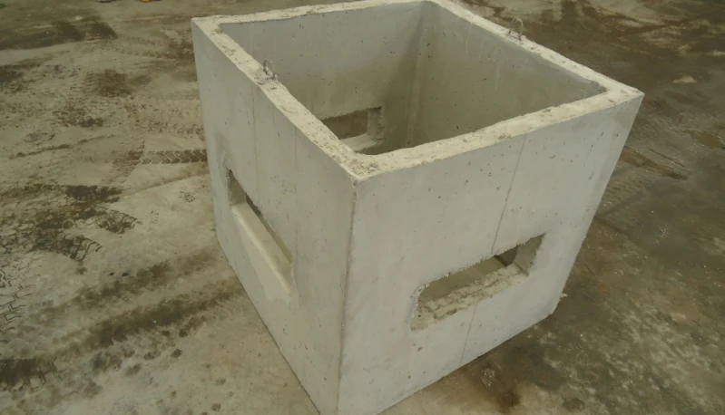 Caixa elétrica de passagem