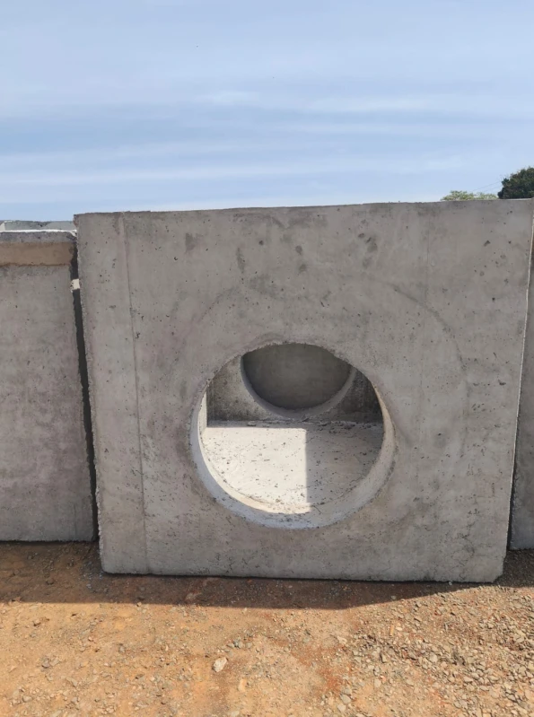 Caixa pré-moldada para redes de drenagem