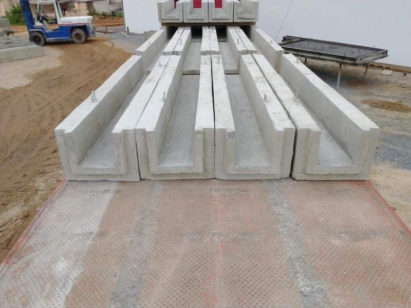 Canaleta pré-moldada retangular para instalação elétrica