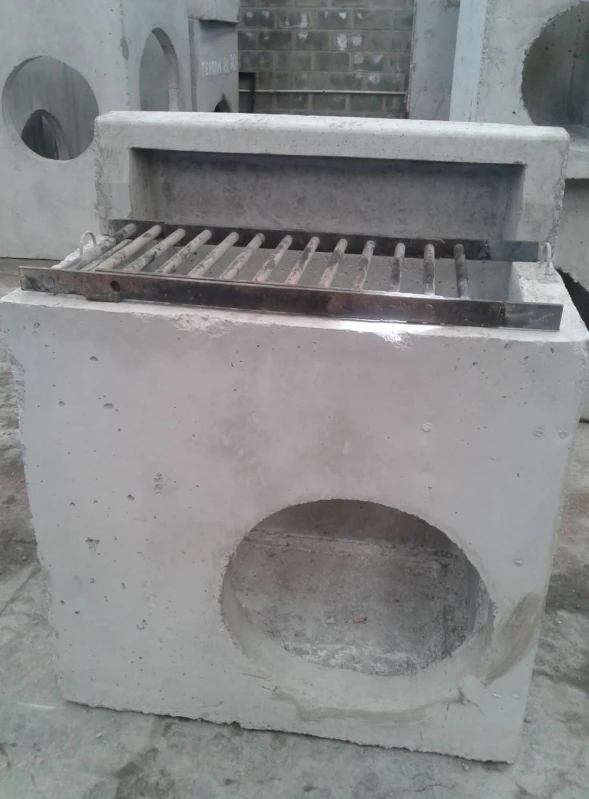 Dispositivo de drenagem pré-moldado