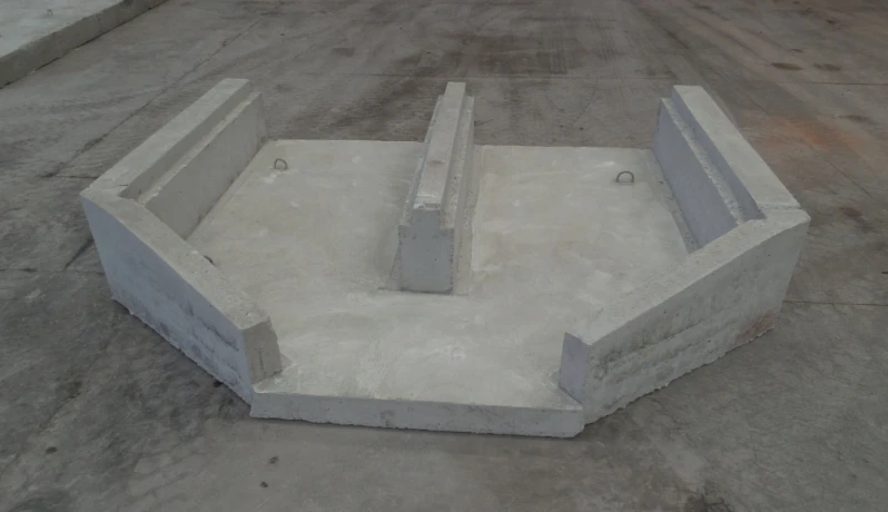 Gárgula pré-moldada para construção civil