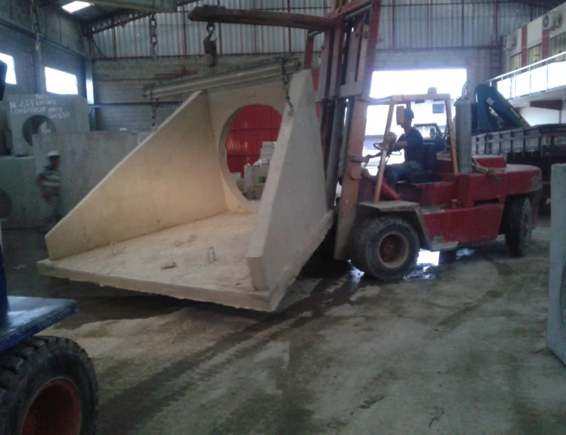 Muro de ala pré-moldado para rede de drenagem