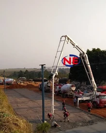 Piso de concreto com pedrisco